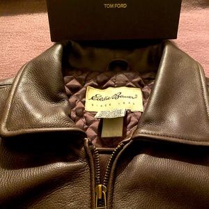 Pre-owned heavy Eddie Bauer Leather Unisex Coat.